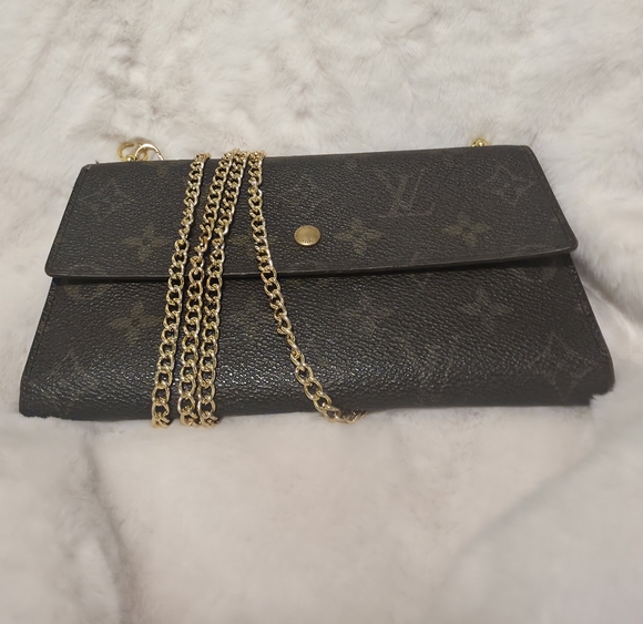 Louis Vuitton Handbags - Louis Vuitton Monogram Long Wallet on Chain